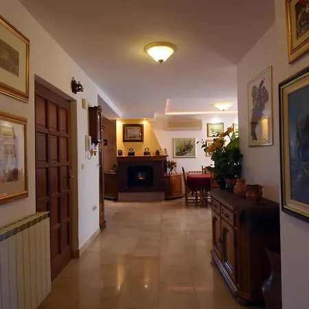 Gallery Premium 99 Near Ammphiteatre With Garage 5 Days And More Gratis Póla