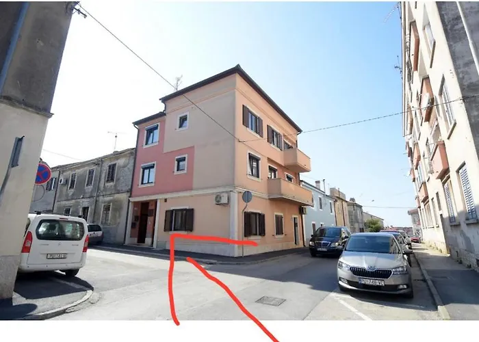 Gallery Premium 99 Near Ammphiteatre With Garage 5 Days And More Gratis Apartment