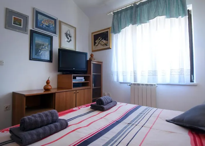Apartment Gallery Premium 99 Near Ammphiteatre With Garage 5 Days And More Gratis *