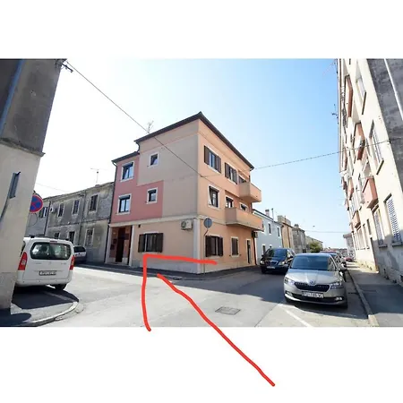 Gallery Premium 99 Near Ammphiteatre With Garage 5 Days And More Gratis Διαμέρισμα